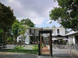 Sherloft Home and Hostel
