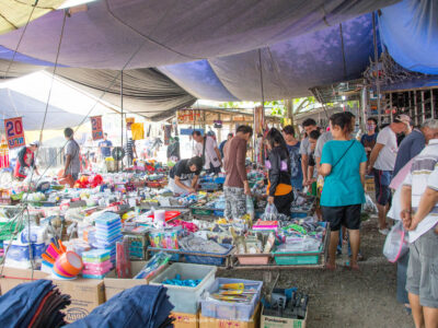 Kad Ngua Thung Fa Bot Saturday Market Chiang Mai